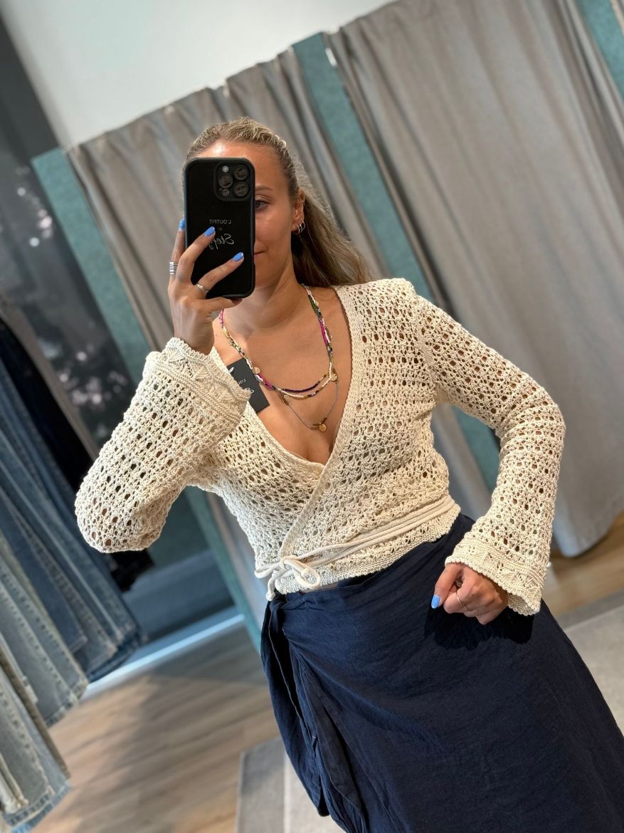 Immagine di CARDIGAN CROCHET INCROCIATO