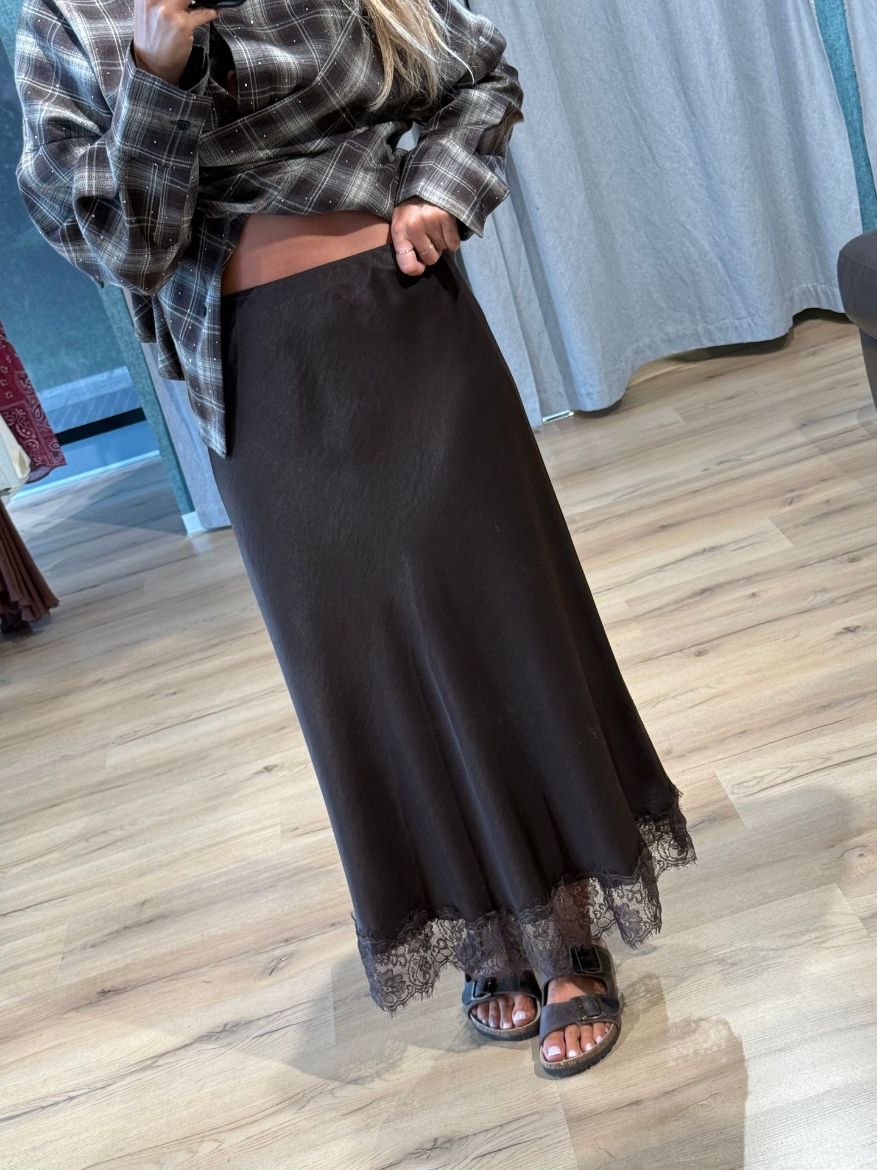 Immagine di GONNA SATIN PIZZO
