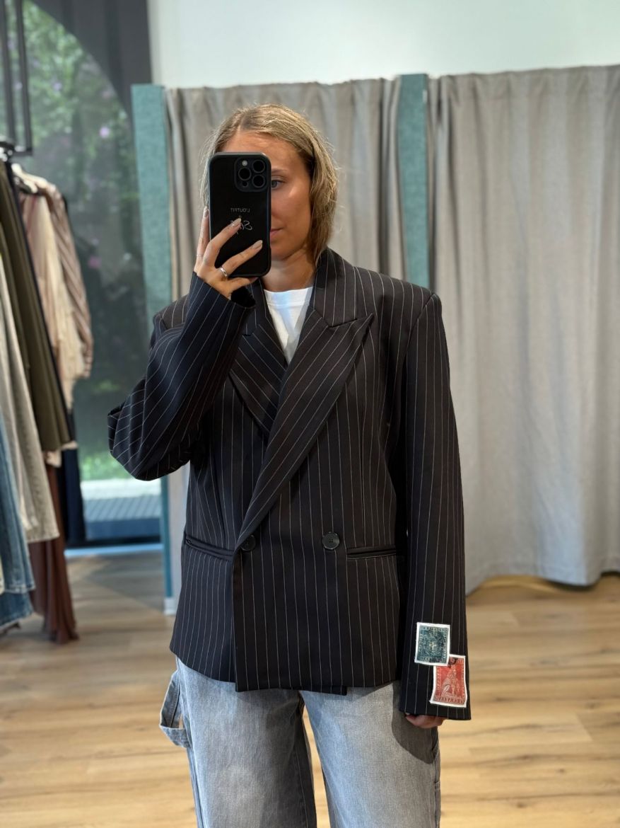 Immagine di BLAZER GESSATO TOPPE