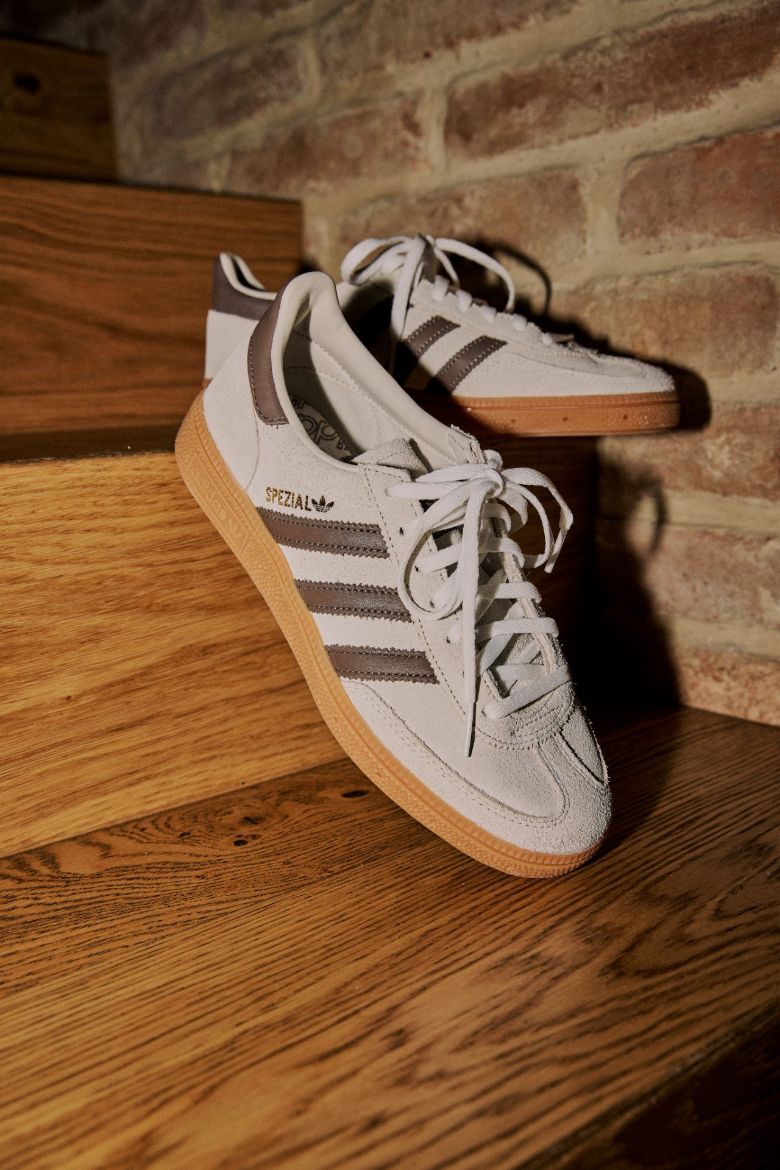 Immagine di SPEZIAL BEIGE/MARRONI