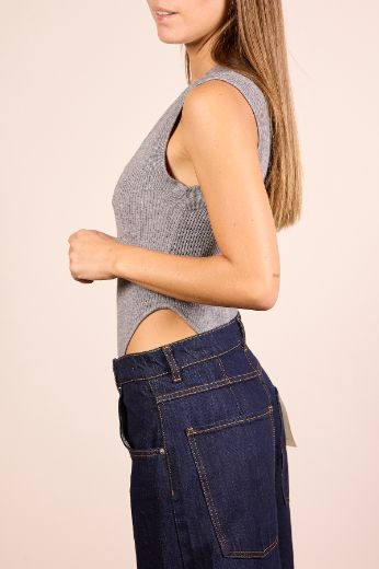 Immagine di BODY IN MAGLIA SCOLLO A V