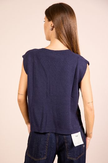 Immagine di GILET IN MAGLIA SCOLLO A V