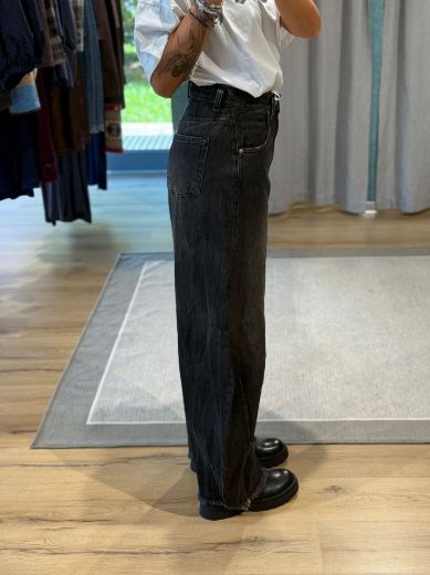 Immagine di JEANS BANANA