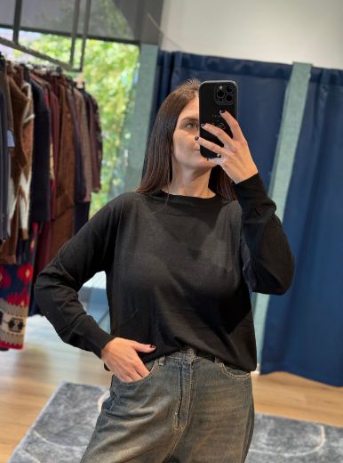 Immagine di MAGLIONCINO BASIC MISTO CASHMERE - Disponibile in NERO, MARRONE, GRIGIO, CREMA, BLU, VERDE, TAUPE, BORDEAUX