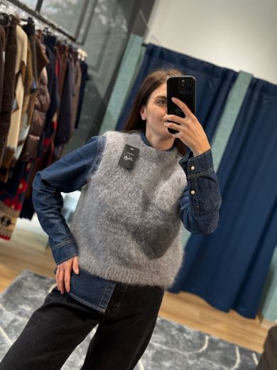 Immagine di GILET MISTO MOHAIR - Disponibile in VERDE, PRUGNA, GRIGIO, BORDEAUX, MARRONE