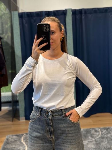 Immagine di MAGLIA MANICA LUNGA GIROCOLLO - Disponibile in NERO, MARRONE, GRIGIO, BORDEAUX, BLU, BIANCO