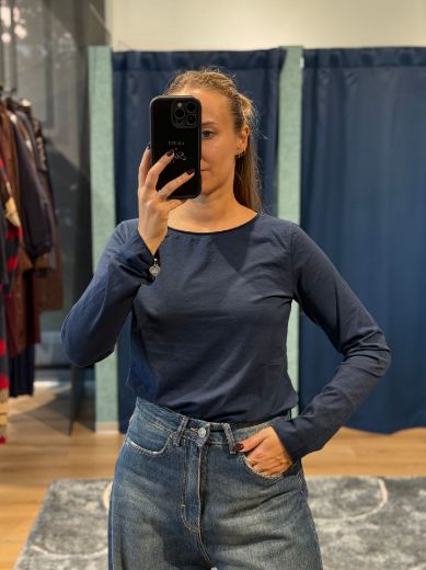Immagine di MAGLIA MANICA LUNGA SCOLLO BARCHETTA