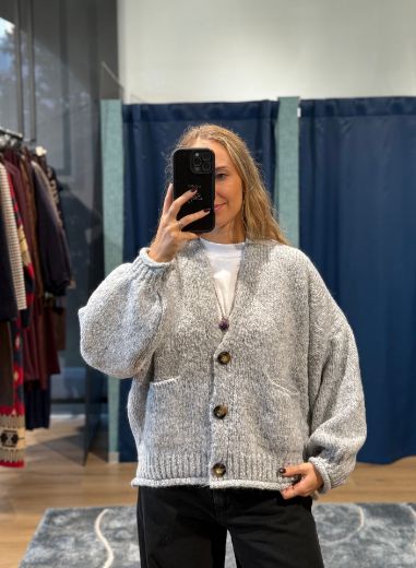 Immagine di CARDIGAN 3 BOTTONI - Disponibile in PANNA, MARRONE, BORDEAUX, NERO, GRIGIO, VERDE MILITARE, OLIO, FANGO, ANTRACITE