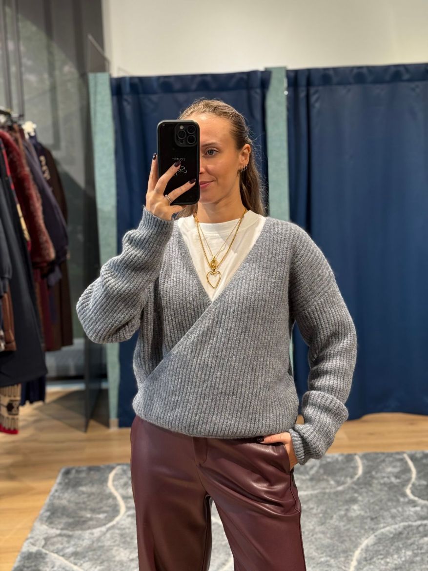 Immagine di MAGLIONE SCALDA CUORE - Disponibile in GRIGIO, BORDEAUX