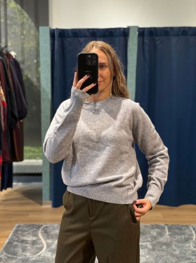 Immagine di MAGLIONE GIROCOLLO PURA LANA - Disponibile in TAUPE, PANNA, NERO, GRIGIO SCURO, GRIGIO CHIARO, BEIGE SCURO, BEIGE