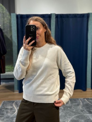 Immagine di MAGLIONE GIROCOLLO PURA LANA - Disponibile in TAUPE, PANNA, NERO, GRIGIO SCURO, GRIGIO CHIARO, BEIGE SCURO, BEIGE