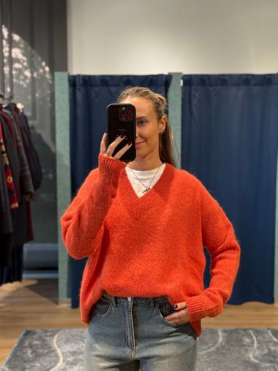 Immagine di MAGLIONE SCOLLO A V - Disponibile in VERDE, AZZURRO, ARANCIONE, ROSA, MARRONE