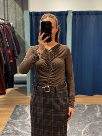 Immagine di MAGLIA MISTO CASHMERE ARRICCIATA - Disponibile in PANNA, NERO, MARRONE