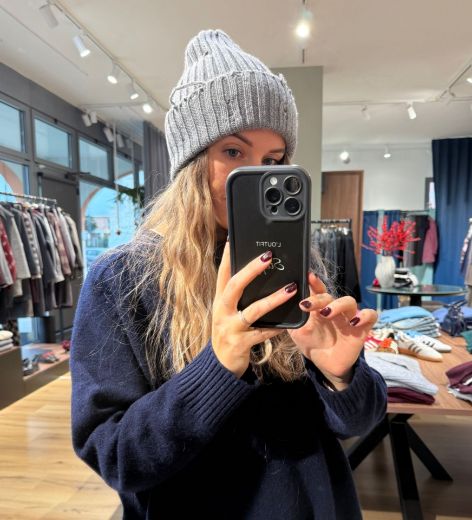 Immagine di BERRETTO ROTTURE - Disponibile in ROSSO, NERO, BIANCO, GRIGIO, BORDEAUX