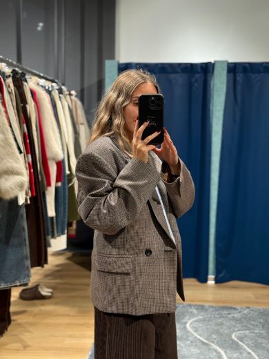 Immagine di GIACCA SPALLA SCESA QUADRI