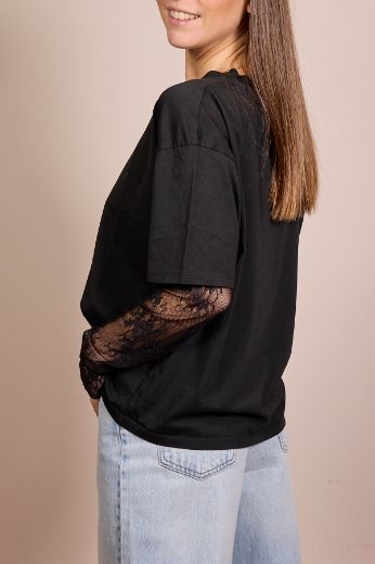 Immagine di T-SHIRT MANICA PIZZO - Disponibile in ROSA, NERO, GIALLO, BIANCO, VERDE SALVIA, MARRONE