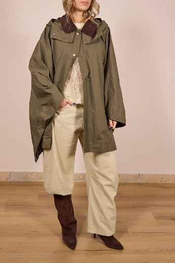 Immagine di MANTELLA CON CAPPUCCIO REMOVIBILE