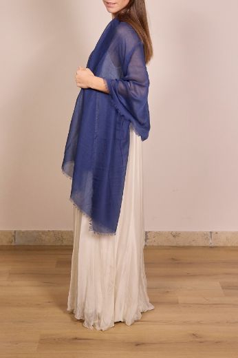 Immagine di STOLA VISCOSA - Disponibile in VERDE MILITARE, TABACCO, ROSA, GIALLO, BLU, BEIGE, AVIO