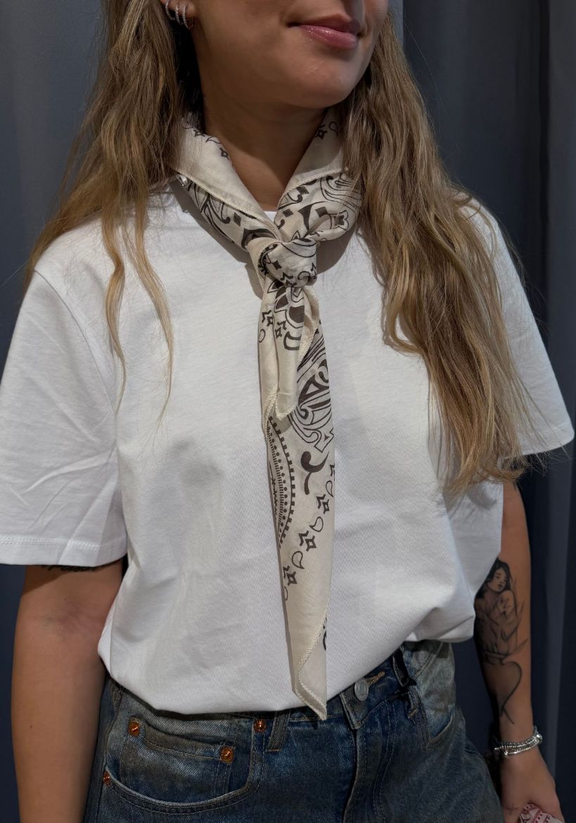 Immagine di BANDANA VISCOSA - Disponibile in GIALLO, BLU, ROSSO, MARRONE