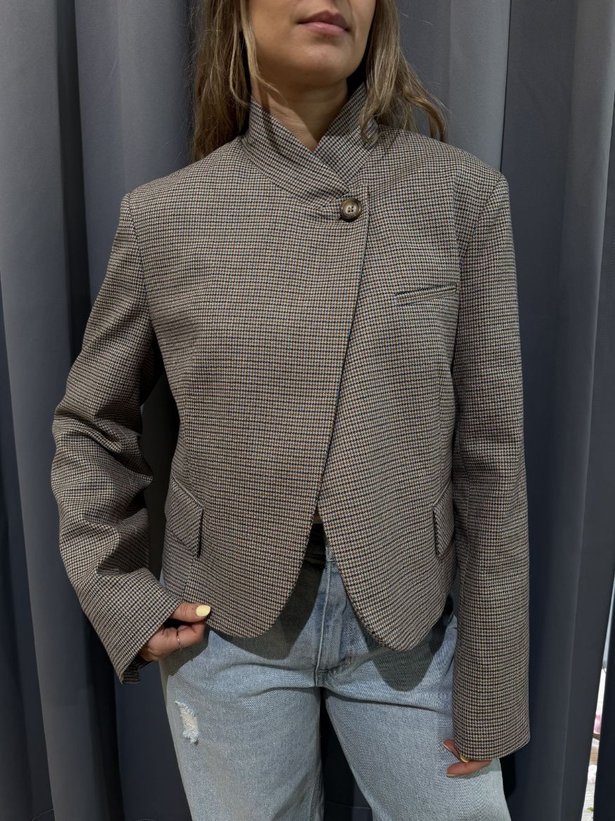 Immagine di GIACCA COREANA CROP