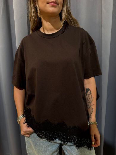 Immagine di T-SHIRT PIZZO OBLIQUE - Disponibile in MARRONE, BIANCO, NERO