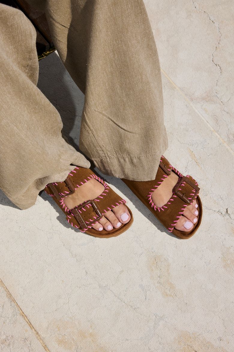 Immagine di CIABATTA IN PELLE SCAMOSCIATA STITCHINGS