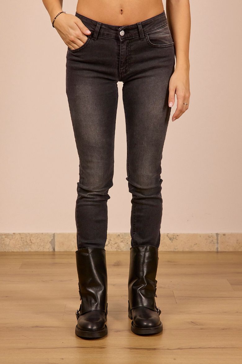 Immagine di JEANS ADELE